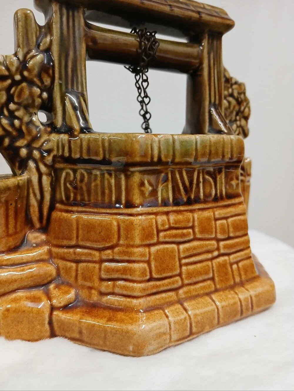 Vintage McCoy Pottery Ceramic Wishing Well Planter - Brown/Green Glaze